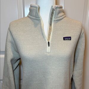 Patagonia Women's Cream 1/4-Zip Sweater Size L